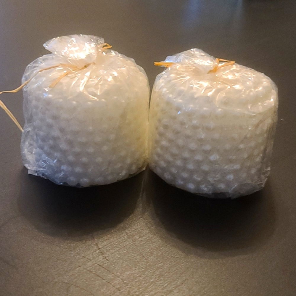 White Pearl Textured Candles (2)
